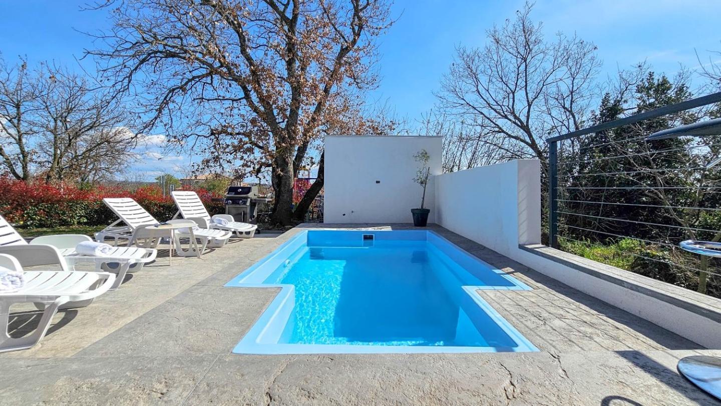 Casa Lutoma Villa Kmeti ภายนอก รูปภาพ